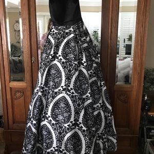 Sherri Hill Dress 50577 WITH TAGS SIZE 12
